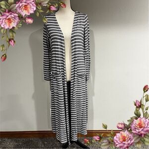 LuLaRoe striped Long‎ sleeve cardigan / duster with pockets